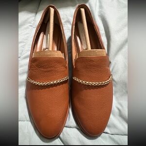 NIB Franco Sarto Cognac Loafers with gold chain -Size 5.5